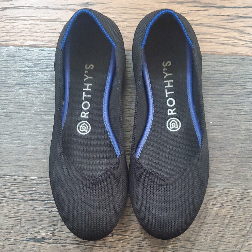 Rothy's Black and Blue Flats Comfortable Slip-On Loafers